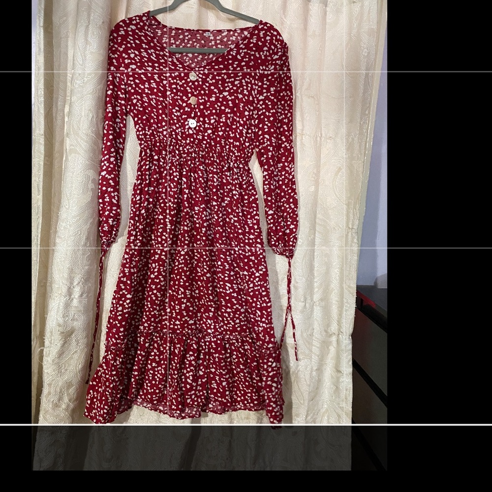Dress - Picture 2 of 4